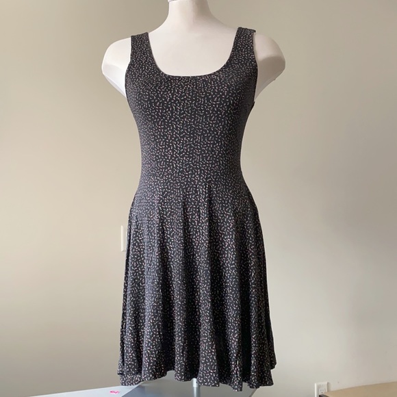 Cotton On sleeveless dress - Picture 2 of 6